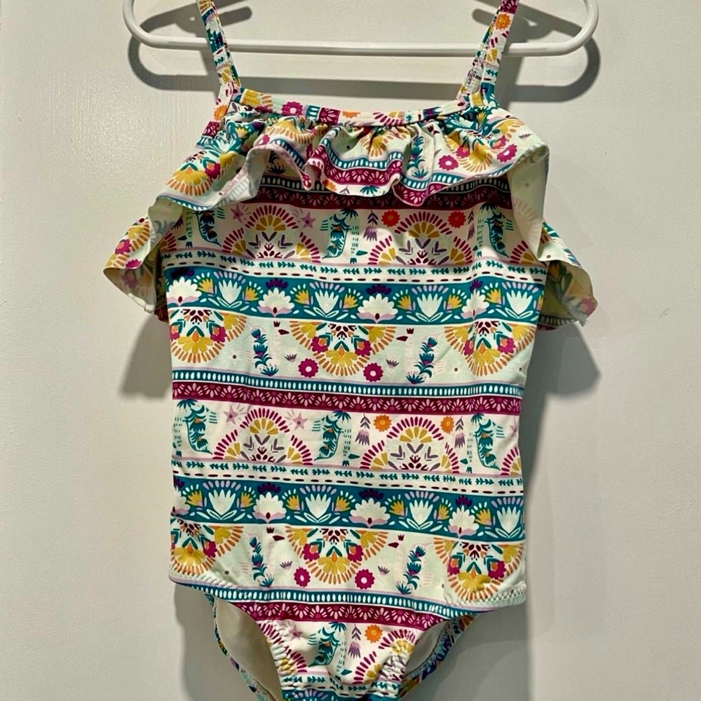 Garnet Hill Girls Floral Pattern Swimsuit Size 6